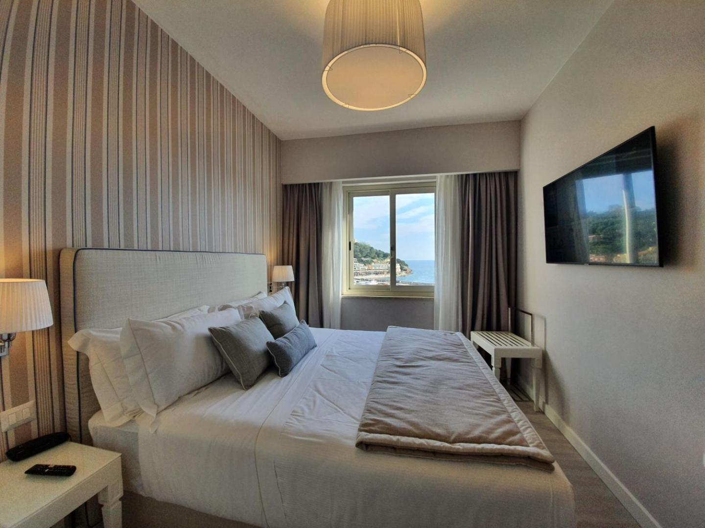 Hotel Plaza Porto Azzurro Cameră foto